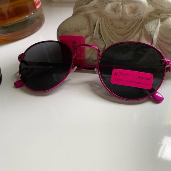 Betsey Johnson Fuscia Metal Sunglasses main image 5